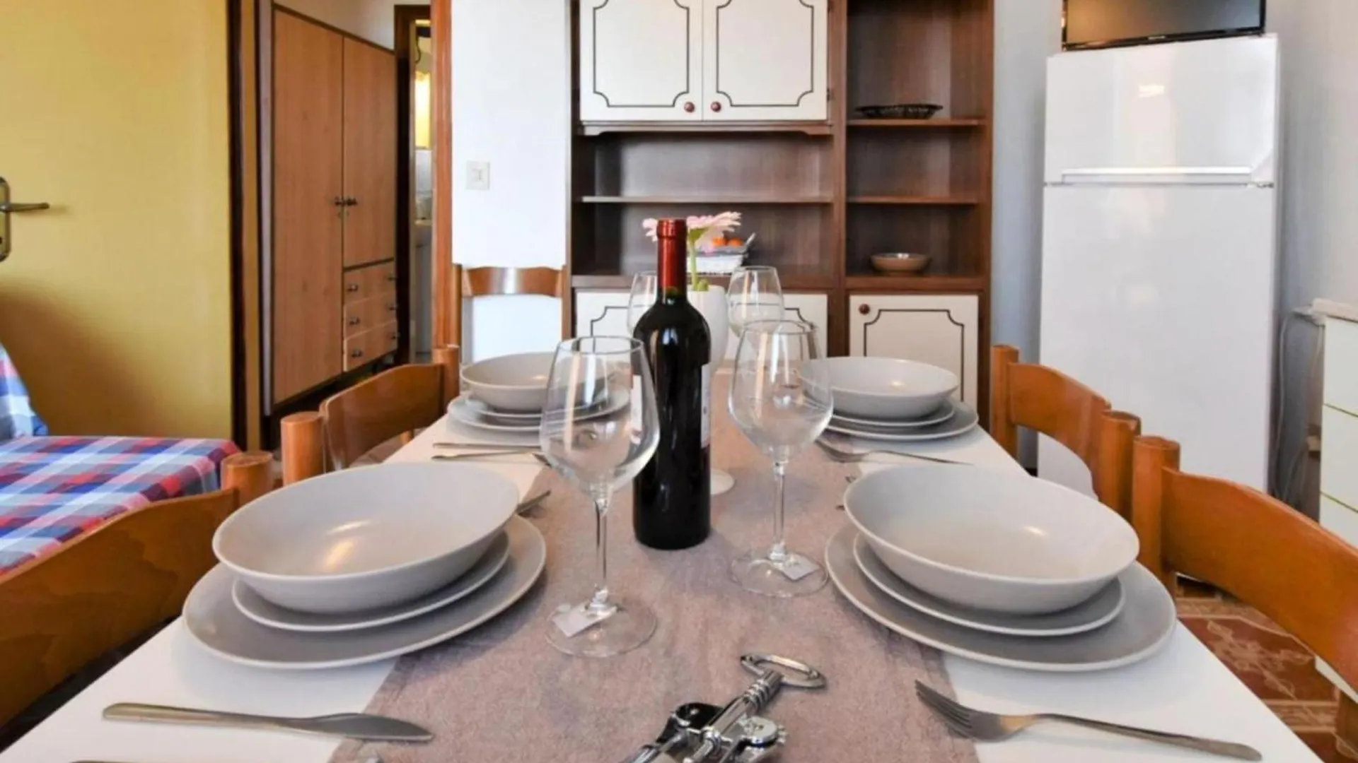 شقة Pleasant Seaside Accommodation In روسولينا ماري إيطاليا